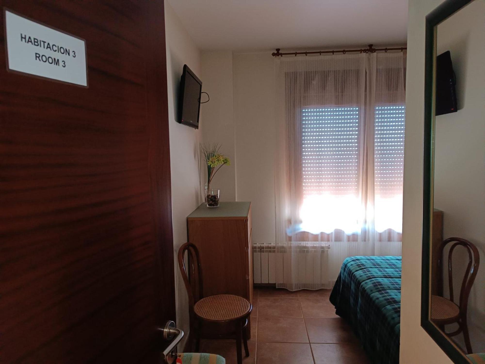 Rooms Peregrinos B Casa Alicia Rosal Exterior foto