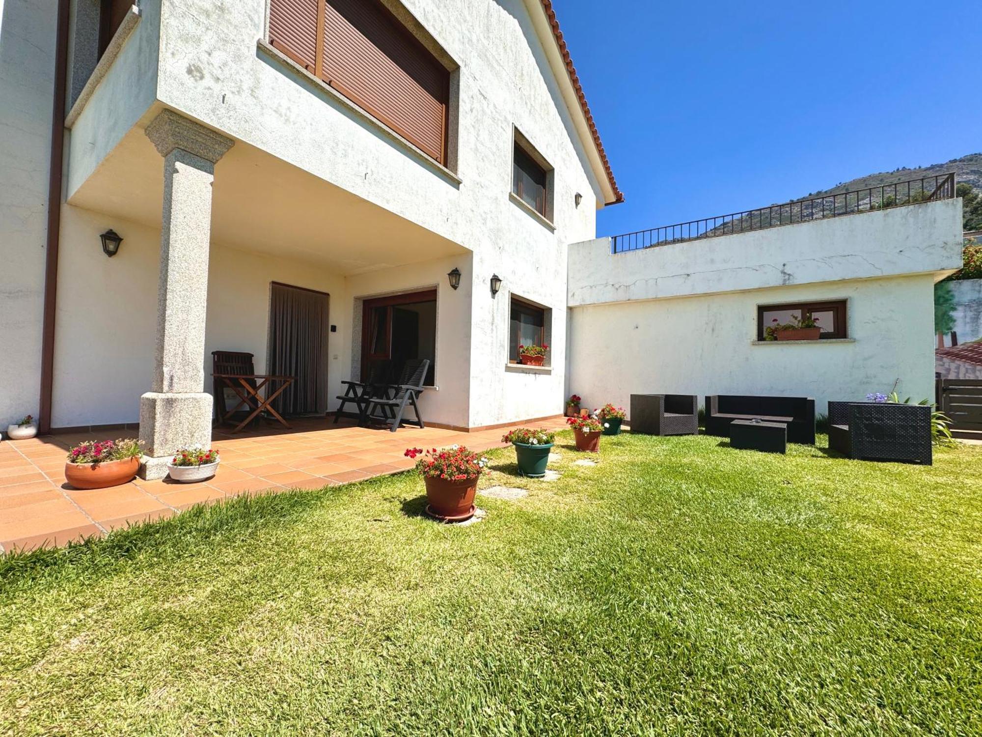 Rooms Peregrinos B Casa Alicia Rosal Exterior foto