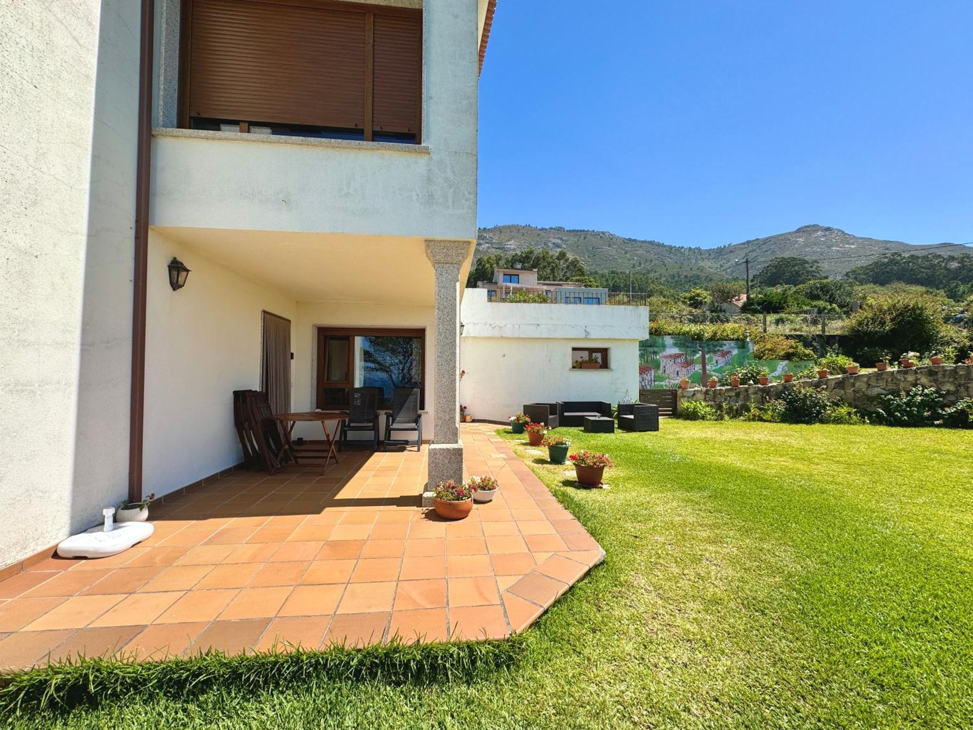 Rooms Peregrinos B Casa Alicia Rosal Exterior foto